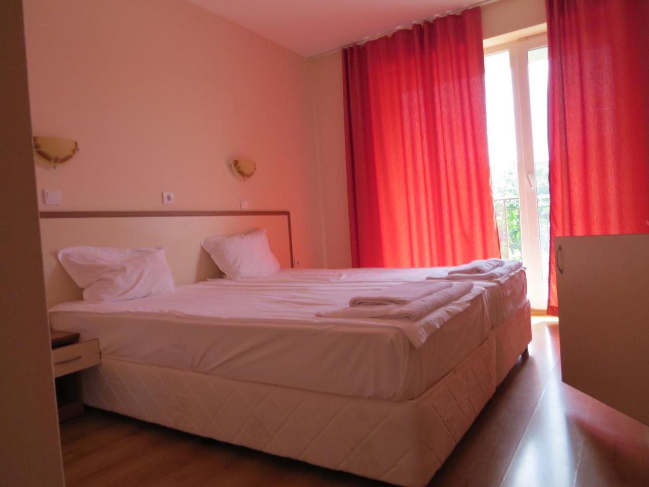 Family Hotel Dayana Beach Sinemoretz Exterior photo